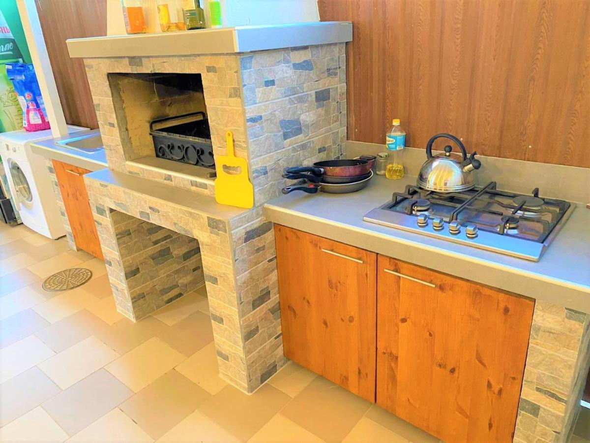 Solnechnaia Dacha Aparthotel ซาโตกา ภายนอก รูปภาพ
