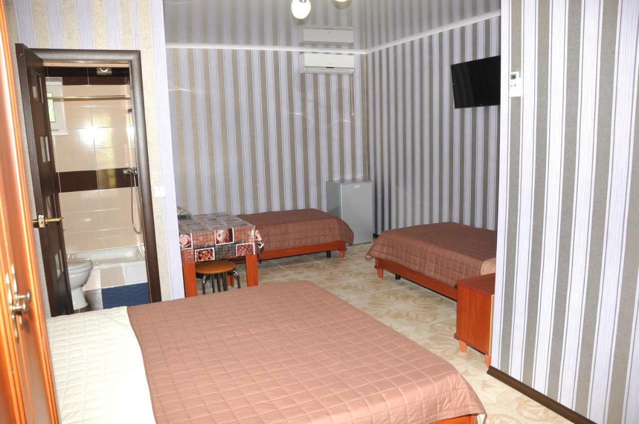 Solnechnaia Dacha Aparthotel ซาโตกา ภายนอก รูปภาพ